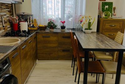 Apartament cu 3 camere semidecomandat în Chiajna - 4