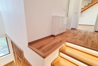 Duplex cu 4 camere cu Canalizare în 1 Decembrie - 8