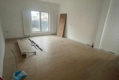 Casă cu 3 camere cu Teren 200 Mp în Central - 4