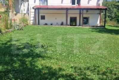 Casa PREDELUT , 4 camere - 9