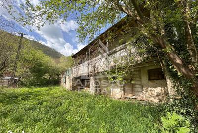 Casă cu 2 camere cu Teren 725 Mp în Central - 8