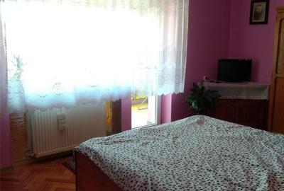 Casă cu 3 camere în Central - 1