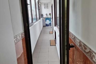 De Inchiriat Ap.3 camere B- dul DECEBAL - 4