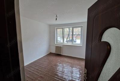 Apartament 3 camere 60,5 mp, Motru, jud Gorj, aleea Crinului, Bl C2, parter - 1