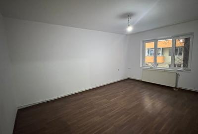 Apartament Dristor| Vitan | 3 camere| 2 bai| 2 balcoane| Centrala Termica - 1