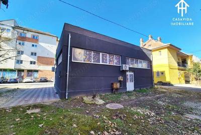 Spațiu comercial, de 150 mp, în Central