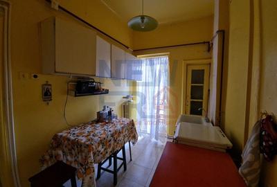 Apartament 4 camere de vanzare Universitate - 8