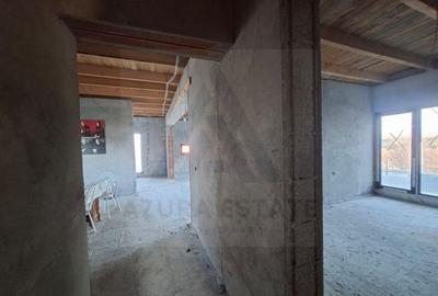 Casă individuală cu 4 camere cu Canalizare în Roșia - 6