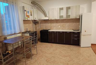 Apartament cu 2 camere semidecomandat în Central - 2