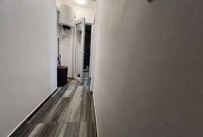 Garsonieră decomandată în Micro 19 - 8