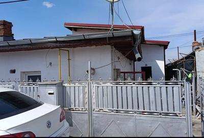 Casă cu 3 camere în Central - 2