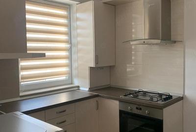 Apartament cu 2 camere decomandat în Între Lacuri