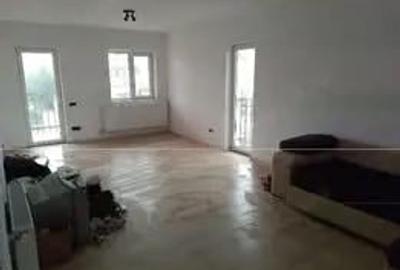 Casă cu 6 camere în Dumbrăvița - 8