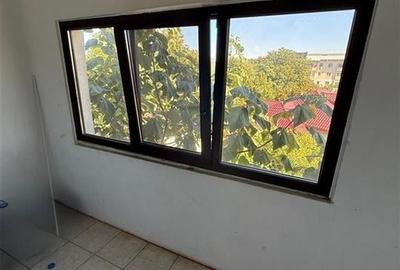 APARTAMENT 3 CAMERE, ETAJ 2, 1 DECEMBRIE - 15