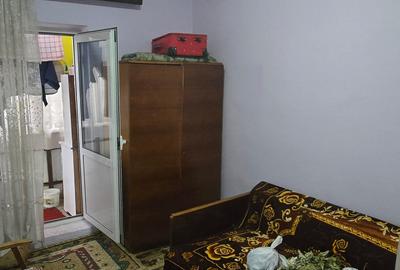 Apartament 4 camere zona Peco Cristal, str.Savenilor - 8