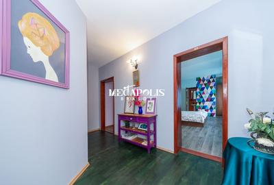 Pensiune de vânzare în Râșnov | 14 camere | 427 mp | 375 000 € - 23