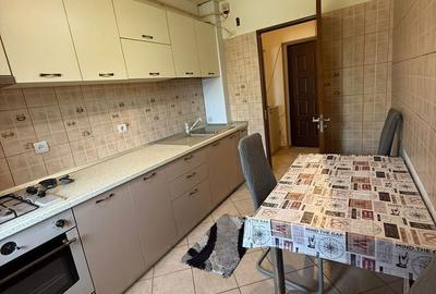 Apartament cu 3 camere decomandat în Central - 3