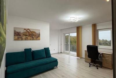 Garsoniera 46 mp,  loc de parcare subteran si balcon, aproape de mall Coresi - 1