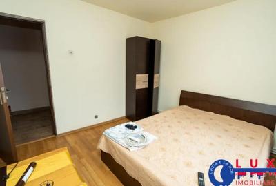 Apartament cu 3 camere decomandat în Central - 2