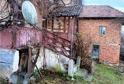 CASA TRADITIONALA - ANEXE - TEREN GENEROS - ZONA EXECELENTA - COMISION 0% - 3