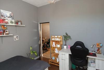Apartament cu 3 camere semidecomandat, mobilat în Florești - 5