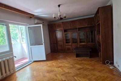 Apartament cu 3 camere decomandat în Tătărași - 1