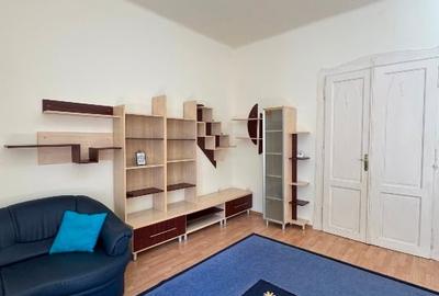 Apartament cu 2 camere semidecomandat în Ultracentral
