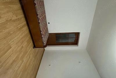 Casă cu 4 camere cu Teren 800 Mp în Central - 1