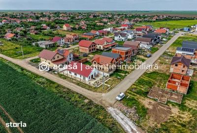 Casă cu 4 camere cu Teren 300 Mp în Fântânele - 1