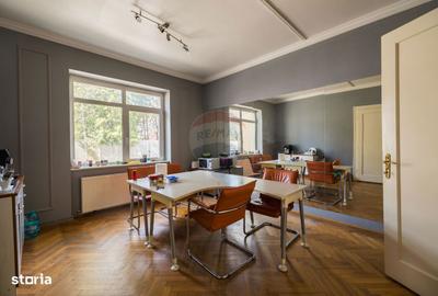 Spațiu comercial, de 200 mp, în Centrul Civic - 2