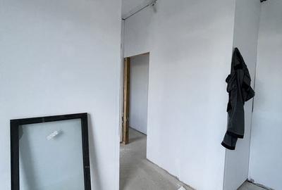 Apartament cu 2 camere semidecomandat în Săbăreni - 3