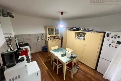 Casă cu 5 camere cu Teren 1590 Mp în Schei