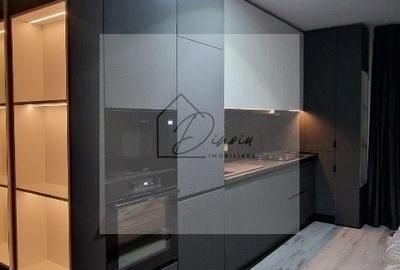 Apartament cu 2 camere semidecomandat, mobilat în Central