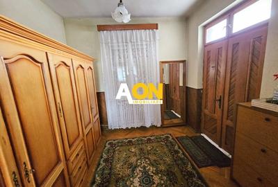 Casă individuală cu 4 camere cu Canalizare în Central - 10