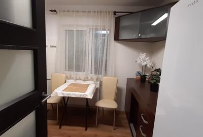 Apartament cu 3 camere decomandat, mobilat în Sebastian - 4