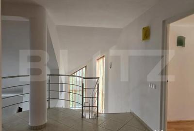 Casă cu 7 camere cu Teren 1535 Mp în Vetiș - 14