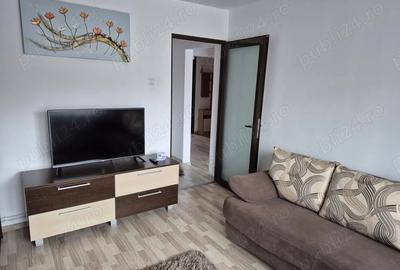 Apartament cu 3 camere decomandat, mobilat în Între Lacuri - 4