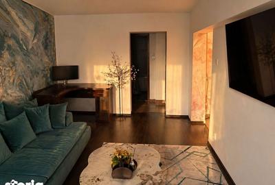 Apartament cu 3 camere în Tei