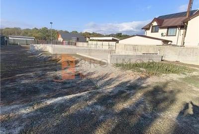 Exclusivitate!Teren intravilan+ fundatie 225 mp zona Spataru - 4