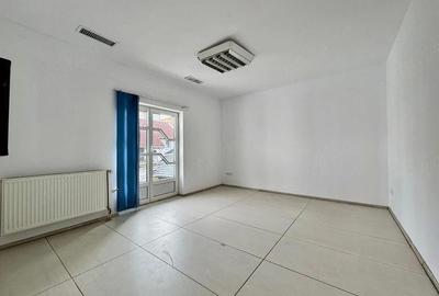 Casă cu 7 camere cu Teren 500 Mp în Central - 5