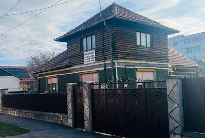 Casă cu 4 camere în Central - 4