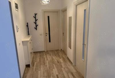 Apartament cu 3 camere decomandat în Dobroești