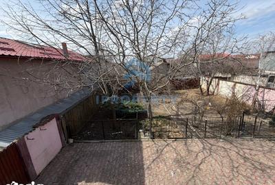 Casă cu 3 camere cu Canalizare în Central - 2