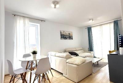 Apartament cu 2 camere decomandat în Tractorul