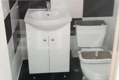 Casă cu Canalizare în Tătărași