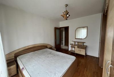 Apartament 3 camere, 2 bai , intrare Racadau - 5