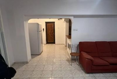 Apartament cu 2 camere semidecomandat, mobilat în Moșilor