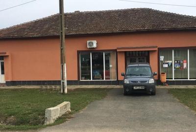 Pret redus Cladire din caramida in Firiteaz, magazinul satesc - 2
