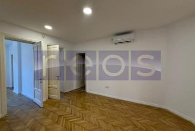 Casă individuală cu 8 camere cu Canalizare în Capitale - 20