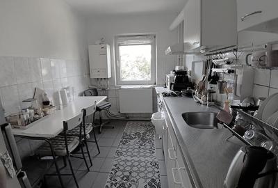Apartament cu 4 camere decomandat în Burdujeni - 2